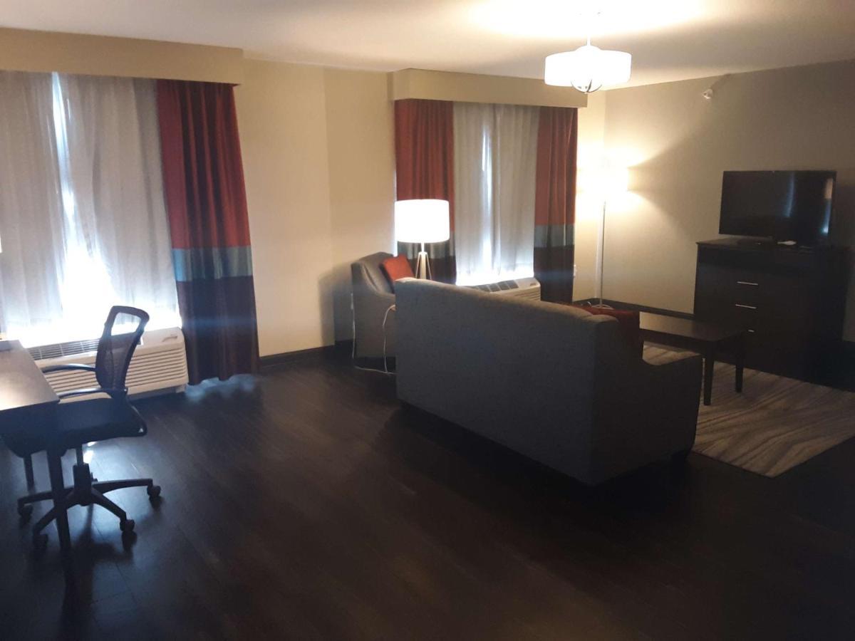 Best Western Roosevelt Place Bismarck Bagian luar foto