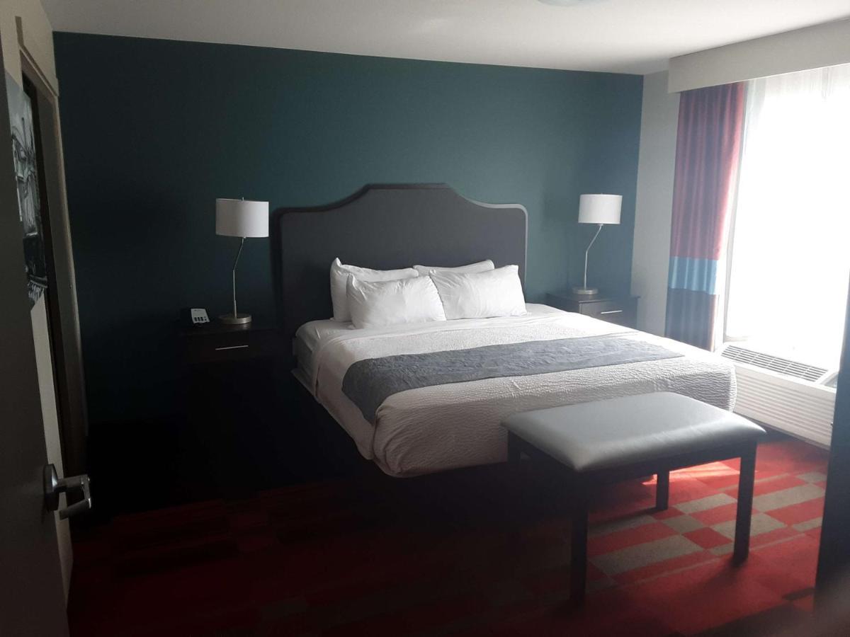 Best Western Roosevelt Place Bismarck Bagian luar foto