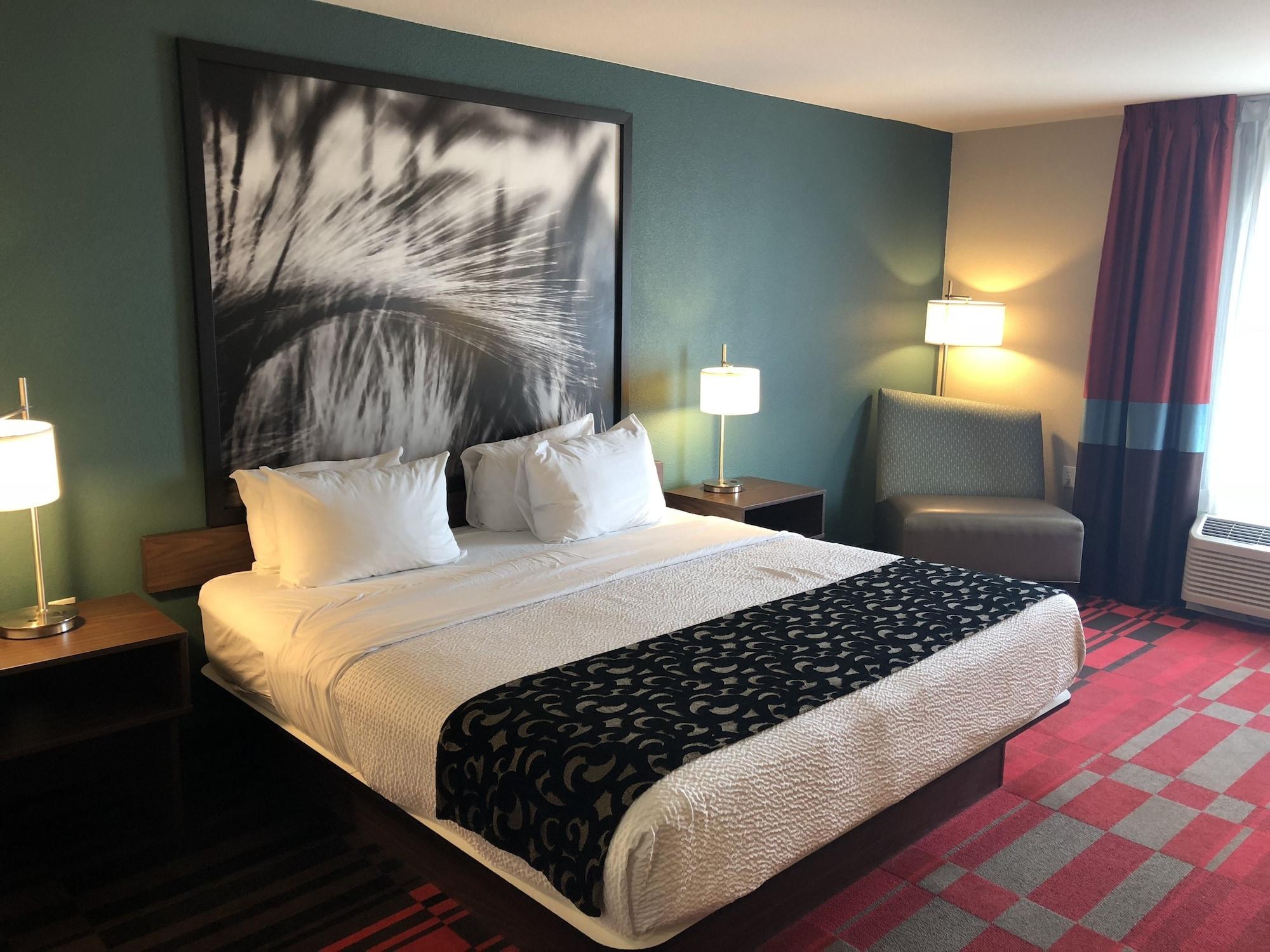 Best Western Roosevelt Place Bismarck Bagian luar foto