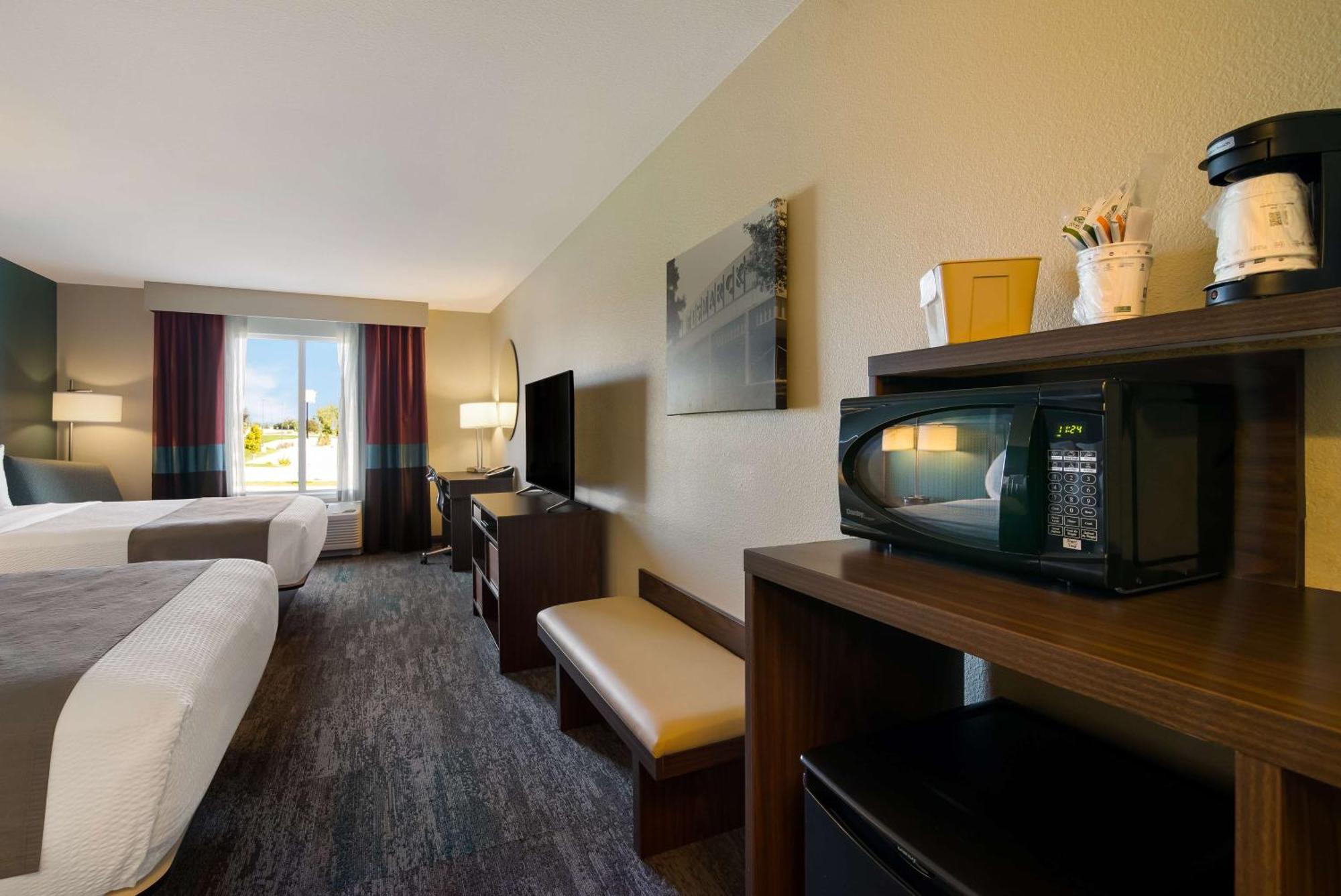 Best Western Roosevelt Place Bismarck Bagian luar foto